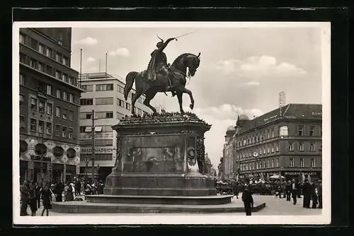 AK Zagreb, Jelacicev spomenik