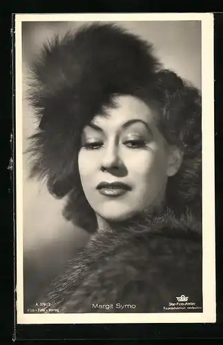AK Schauspielerin Margit Symo in schwarzweiss fotografiert