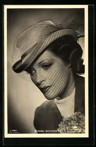 AK Schauspielerin Sybille Schmitz mit einem Hut mit Schleier