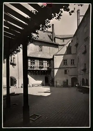 Fotografie Brück & Sohn Meissen, Ansicht Sachsenburg, Innerer Schlosshof
