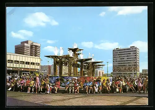 AK Berlin, Alexanderplatz mit Blick zum Haus des Lehrers