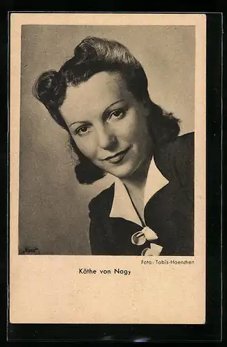 AK Schauspielerin Käthe von Nagy mit einem sympathischen Lächeln