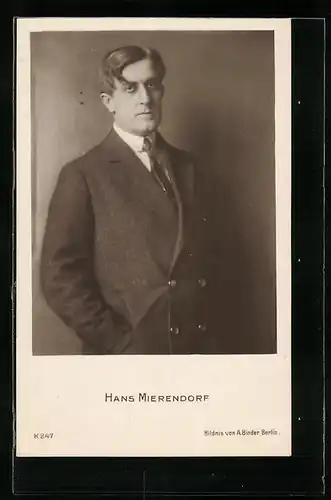 AK Schauspieler Hans Mierendorf im Mantel