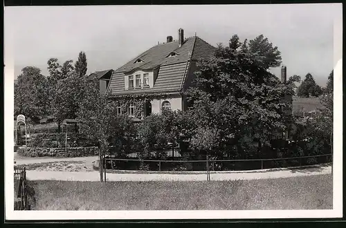 Fotografie Brück & Sohn Meissen, Ansicht Herrndorf, Blick auf den Gasthof Hasse