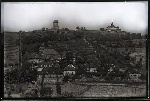 Fotografie Brück & Sohn Meissen, Ansicht Radebeul, Ortspartie mit Blick zuim Bismarckturm und Spitzhaus