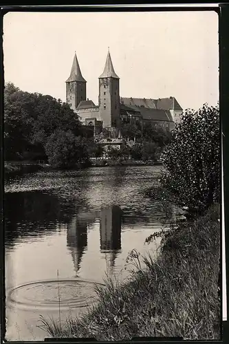 Fotografie Brück & Sohn Meissen, Ansicht Rochlitz / Mulde, Muldenpartie mit Blick zum Schloss