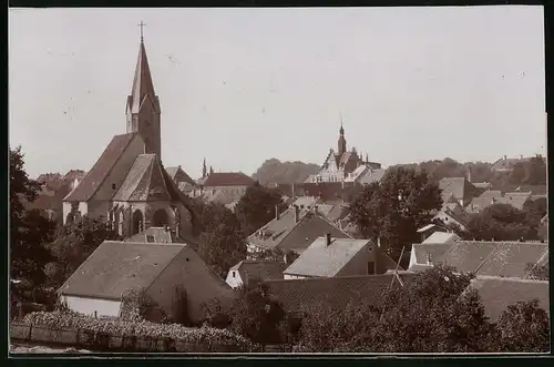 Fotografie Brück & Sohn Meissen, Ansicht Dahlen i. Sa., Blick über die Dächer mit Kirche