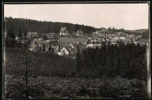 Fotografie Brück & Sohn Meissen, Ansicht Oberbärenburg, Totalansicht der Ortschaft