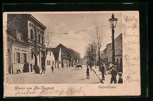 AK Berlin-Rixdorf, Passanten in der Richardstrasse