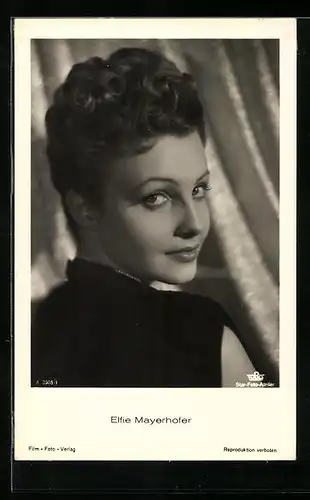 AK Schauspielerin Elfie Mayerhofer in Rückansicht