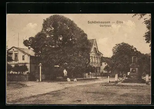 AK Schönhausen /Elbe, Dorfplatz mit Denkmal