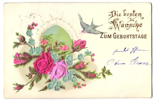 Stoff-Präge-AK Schwalbe fliegt auf einen Blumenstrauss mit Rosen aus echtem Stoff zu