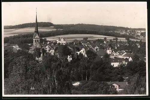 Fotografie Brück & Sohn Meissen, Ansicht Bad Elster, Blick über den Ort mit Kirche