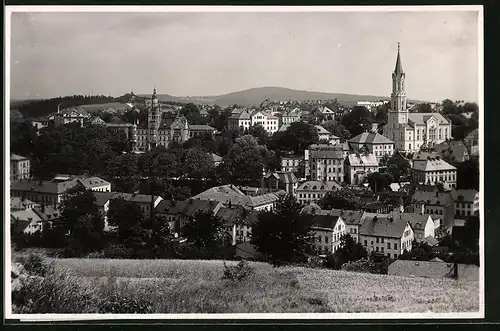 Fotografie Brück & Sohn Meissen, Ansicht Eibenstock, Blick in den Ort mit Rathaus und Kirche