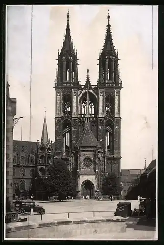Fotografie Brück & Sohn Meissen, Ansicht Meissen i. Sa., Partie am Dom mit dem Westtürmen und Vorplatz