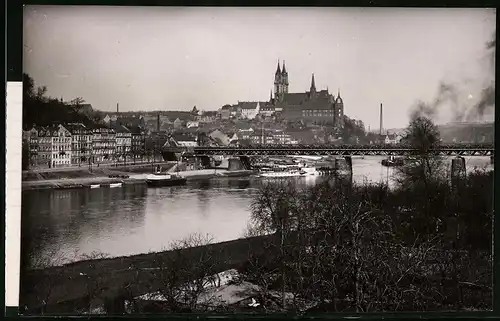 Fotografie Brück & Sohn Meissen, Ansicht Meissen, Dampfer passiert die Elbbrücke