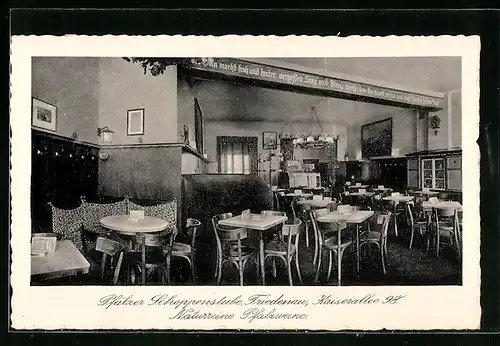 AK Berlin-Friedenau, Gasthaus Pfälzer Schoppenstube, Kaiserallee 98, Innenansicht mit Tischen