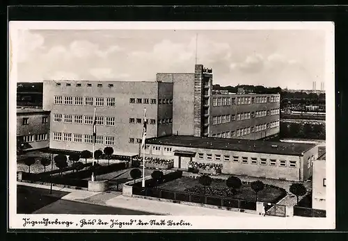 AK Berlin-Neukölln, Jugendherberge Haus der Jugend in der Teupitzer Strasse 39-43 aus der Vogelschau