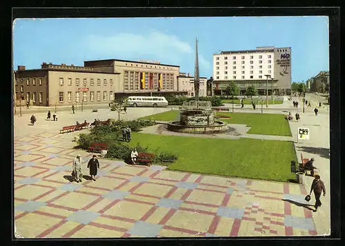 AK Merseburg, Partie am Gagarinplatz mit Bahnhof und Hochhaus aus der Vogelschau