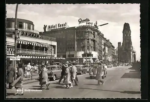 AK Berlin, Kurfürstendamm mit Cafe Kranzler, Geschäften und Gedächtniskirche