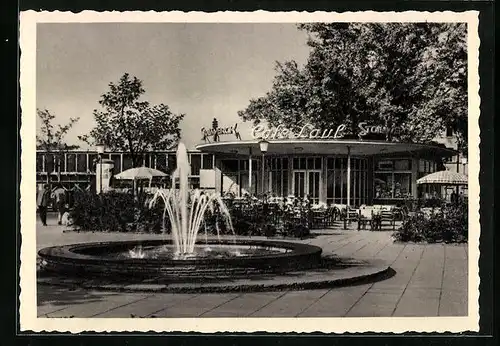 AK Ludwigshafen /Rhein, Cafe Laub am Ludwigsplatz mit Brunnen