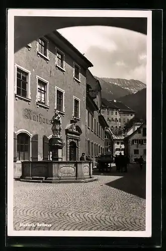 AK Bludenz, Strassenpartie mit Rathaus