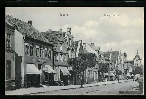 AK Husum, Partie in der Norderstrasse mit Geschäften