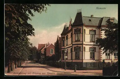 AK Husum, Erichsenweg mit Eingang zur Theodor-Storm-Strasse