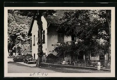 AK Bad Bertrich, Gasthaus Elfenmühlen mit Garten und Strasse