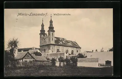 AK Maria-Lanzendorf, Partie an der Wallfahrtskirche