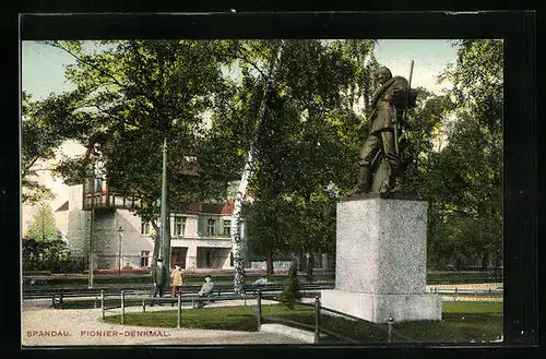 AK Berlin Spandau, Anlagen am Pionier Denkmal