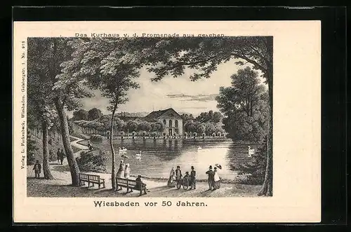 Präge-AK Wiesbaden, Passanten am Ufer des Kursaals aus vergangenen Zeiten