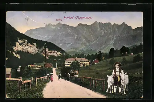 AK Rietbad, Teilansicht mit Säntis, Knabe in Tracht mit zwei Schafen