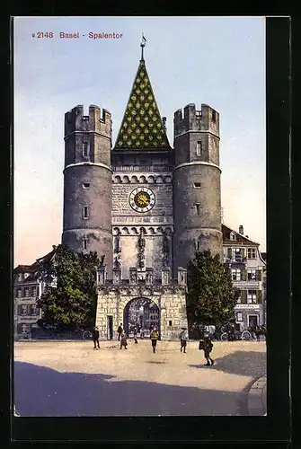 AK Basel, Passanten vor dem Spalentor