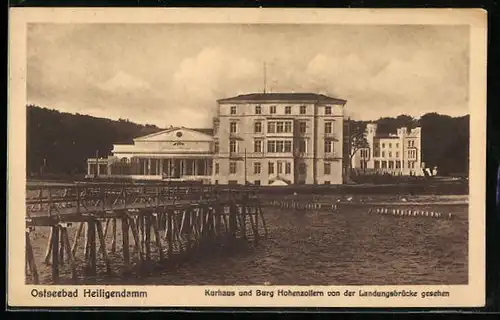 AK Heiligendamm / Ostseebad, Kurhaus und Burg Hohenzollern von der Landungsbrücke aus gesehen