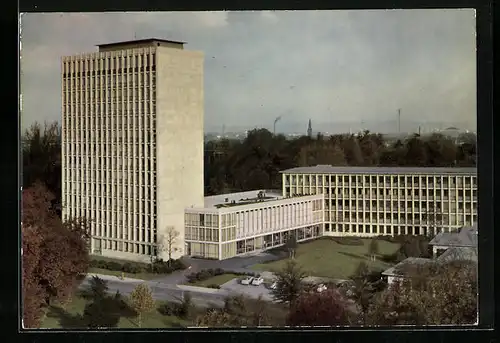AK Karlsruhe, Das Verwaltungsgebäude der Karlsruher Lebensversicherung AG am Friedrich-Scholl-Platz