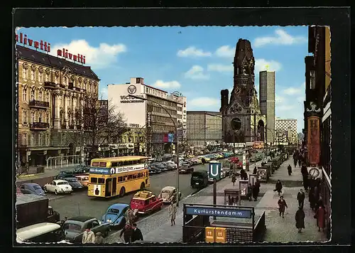 AK Berlin, Kurfürstendamm mit Geschäften und alter und neuer Kaiser-Wilhelm-Gedächtniskirche