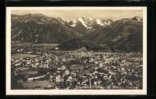 AK Interlaken-Unterseen, Gesamtansicht mit Mönch und Jungfrau