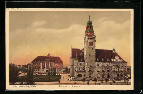 AK Wittenberge /Pdm., Rathaus mit Lyzeum