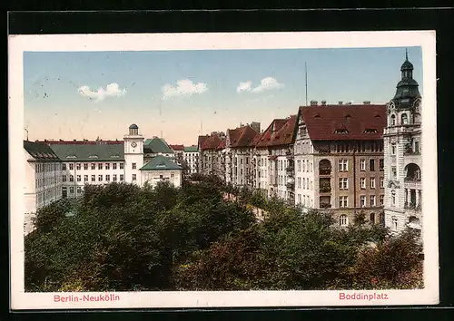 AK Berlin-Neukölln, Boddinplatz mit Bäumen
