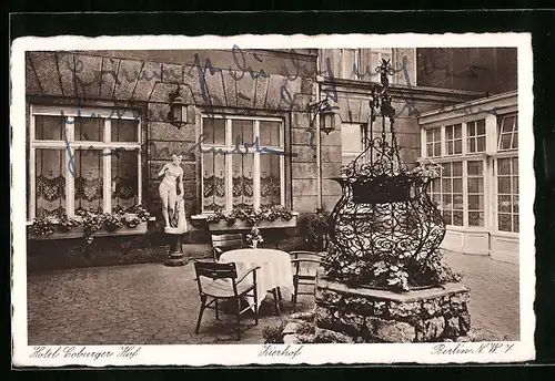 AK Berlin, Hotel Coburger Hof, Blick in den Zierhof, Georgenstr. 23