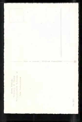 AK Musikerin Conny Froboess mit charmantem Lächeln von der Seite