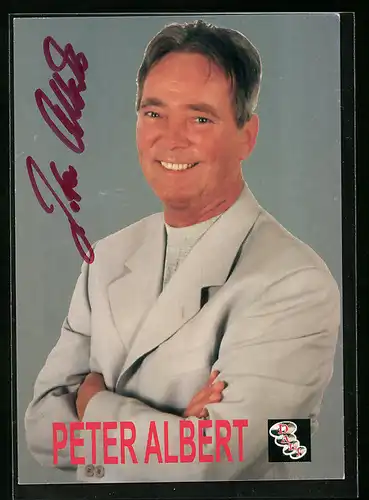 AK Musiker Peter Albert mit verschränkten Armen