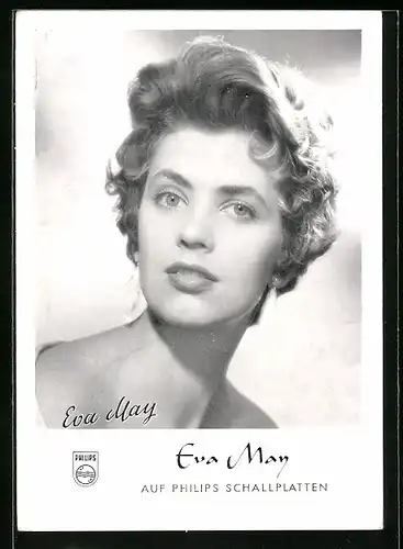 AK Musikerin Eva May in schwarzweiss fotografiert