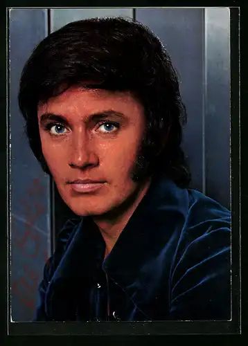 AK Musiker Rex Gildo mit dem Blick in die Kamera