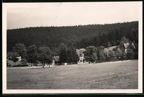 Fotografie Brück & Sohn Meissen, Ansicht Oberbärenburg i. Erzg., Blick auf den Ort