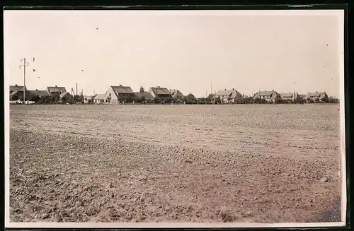 Fotografie Brück & Sohn Meissen, Ansicht Nünchritz i. Elbe, Blick auf die Siedlung