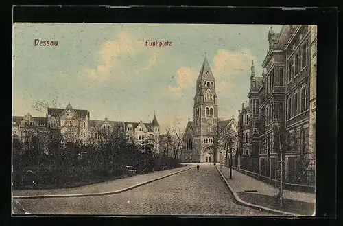 AK Dessau, Strassenpartie am Funkplatz