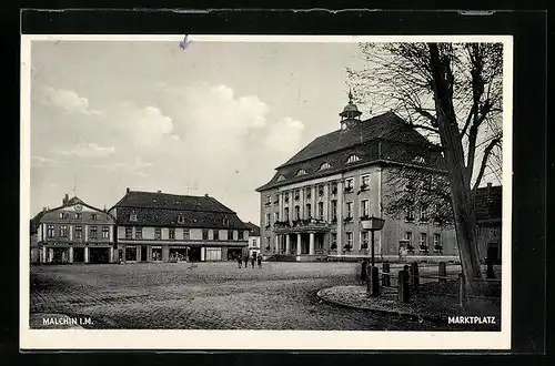 AK Malchin i. M., Strassenpartie am Marktplatz