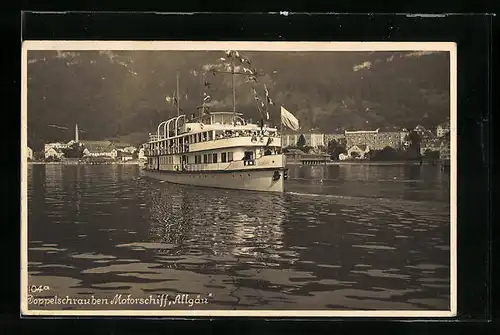 AK Doppelschrauben-Motorschiff Allgäu in Flaggengala auf den Bodensee hinausfahrend